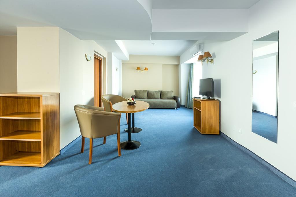 Savoy Hotel Mamaia