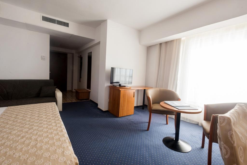 Hotel Savoy Mamaia